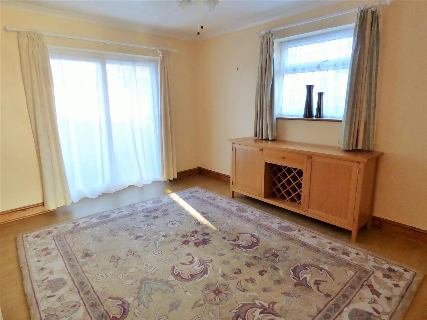 DINING ROOM/BEDROOM 3